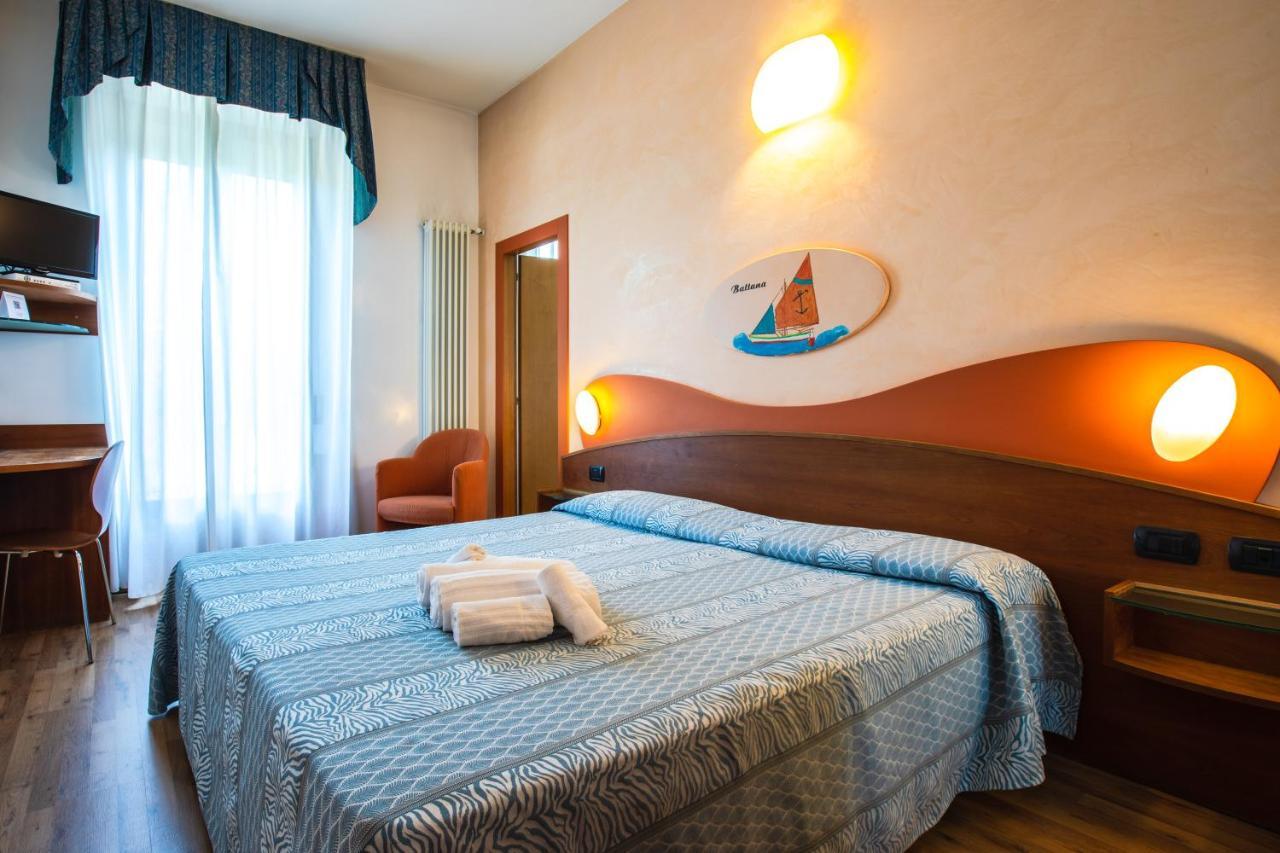 Miramare Hotel Ristorante Convegni Cesenatico Luaran gambar